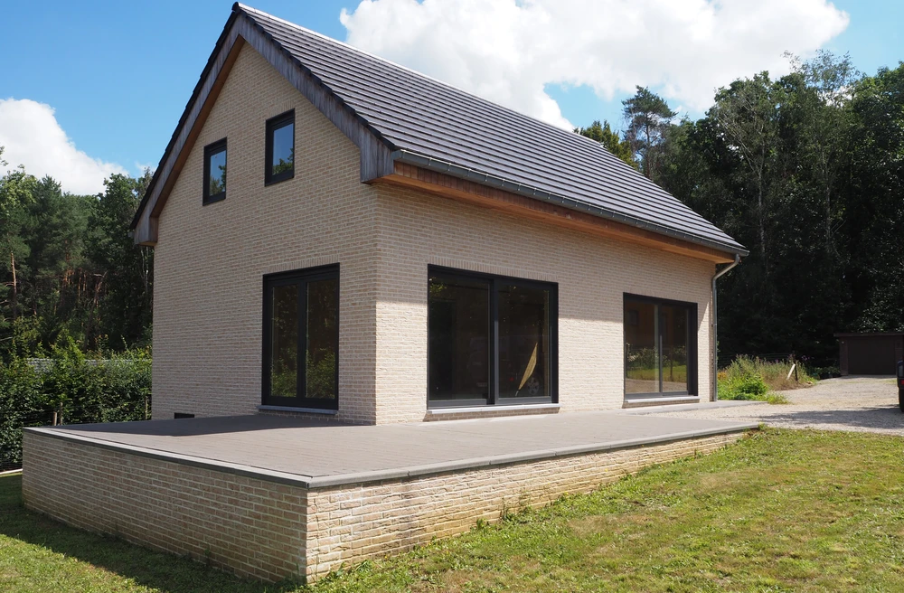 Volledig afgewerkte skeletbouwwoning door NSS-Constructie in de Kaaskorf, Tielt-Winge